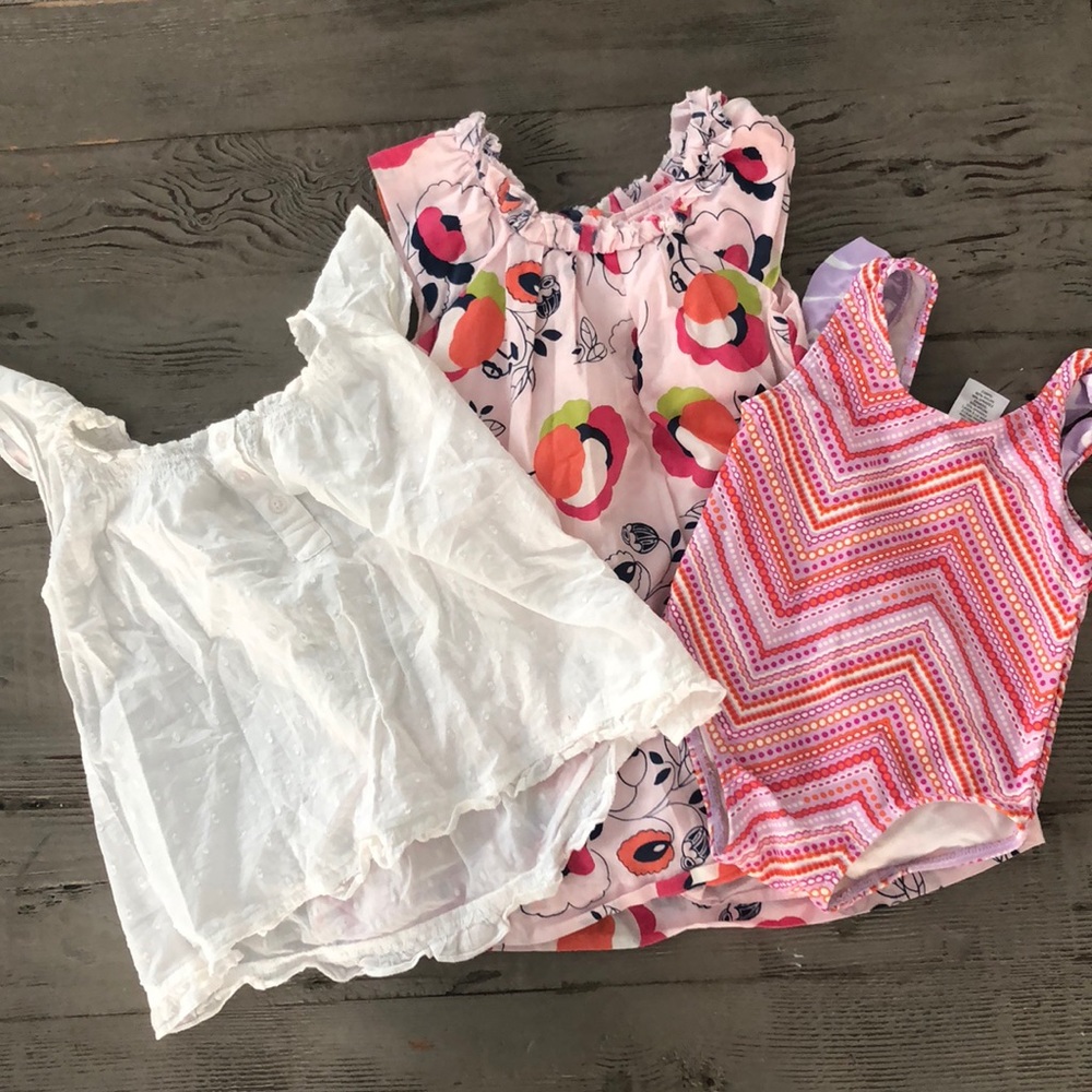 SOLD Girl Bundle 12-18mths!